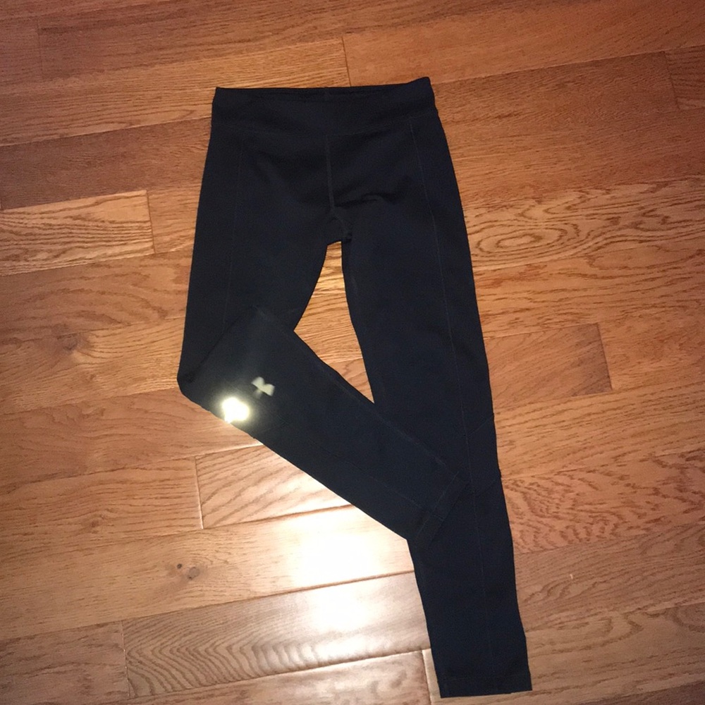 Under Armour compression leggings